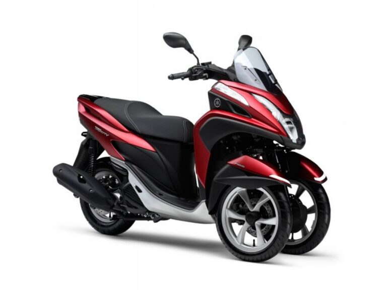 Скутер YAMAHA TRISITY